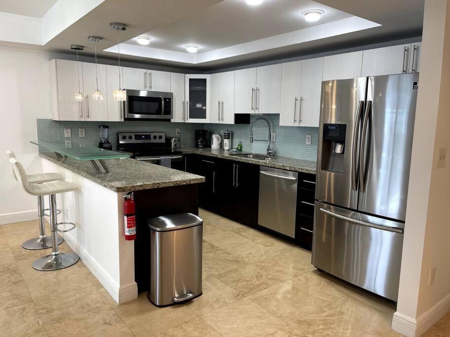 Breathtaking Ocean View! 15Th Floor Apartment Miami Beach Exterior photo